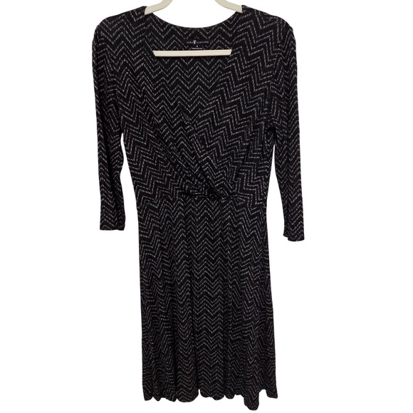 Nora Gardner Dresses & Skirts - Nora Gardner Black Chevron Knit Twist Front Mini Dress Size 6 Made in USA